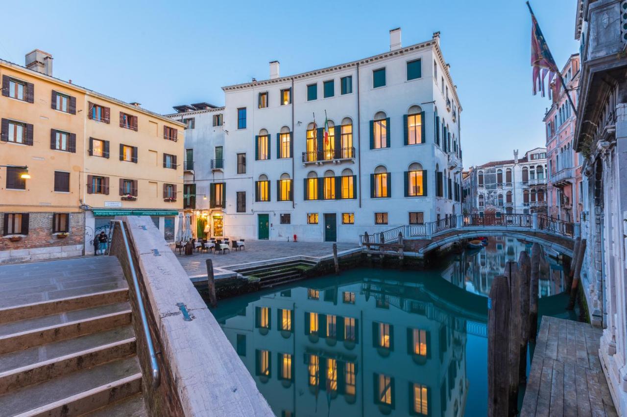 Palazzo Morosini Degli Spezieri - Lifestyle Apartments Venice Luaran gambar