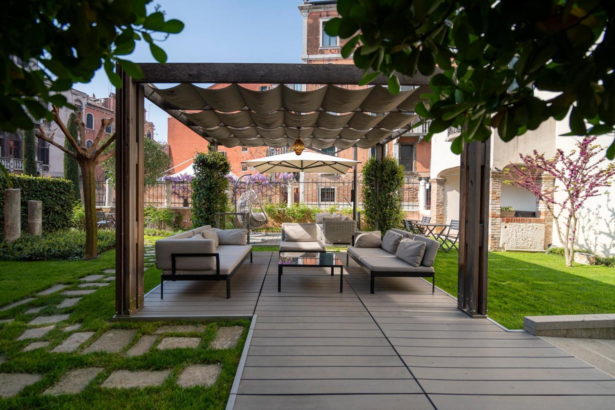 Palazzo Morosini Degli Spezieri - Lifestyle Apartments Venice Luaran gambar