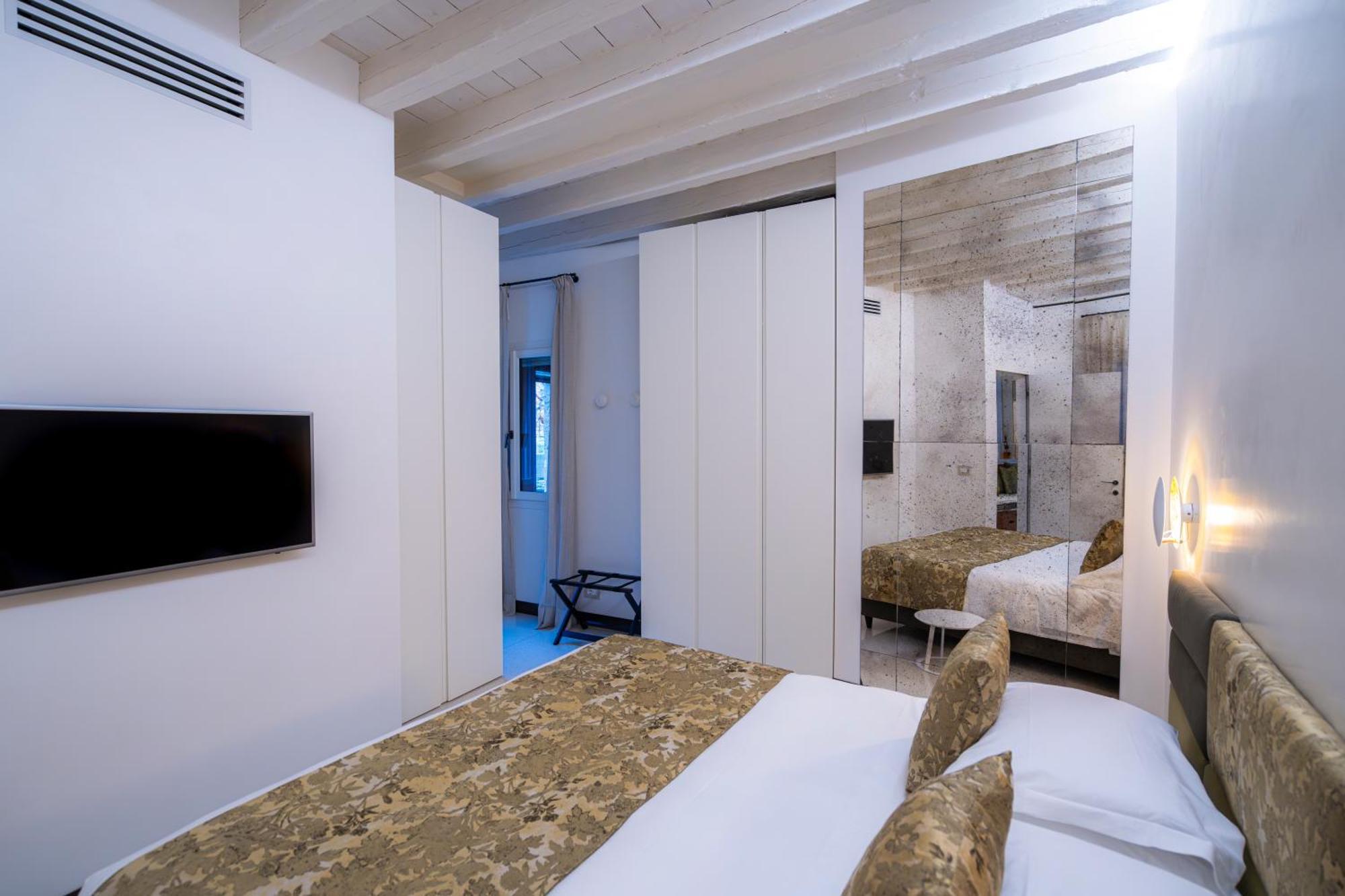 Palazzo Morosini Degli Spezieri - Lifestyle Apartments Venice Luaran gambar