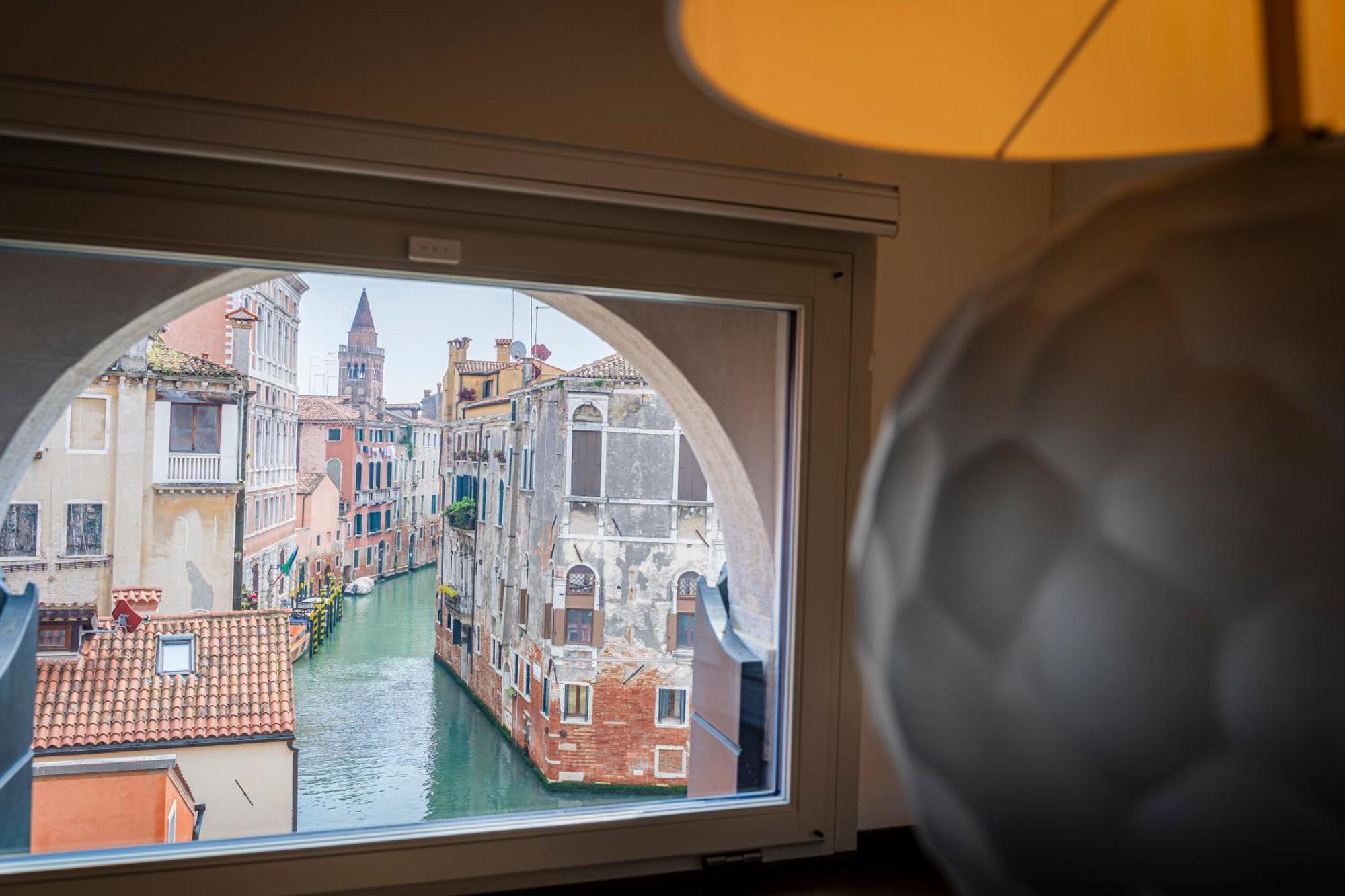 Palazzo Morosini Degli Spezieri - Lifestyle Apartments Venice Bilik gambar
